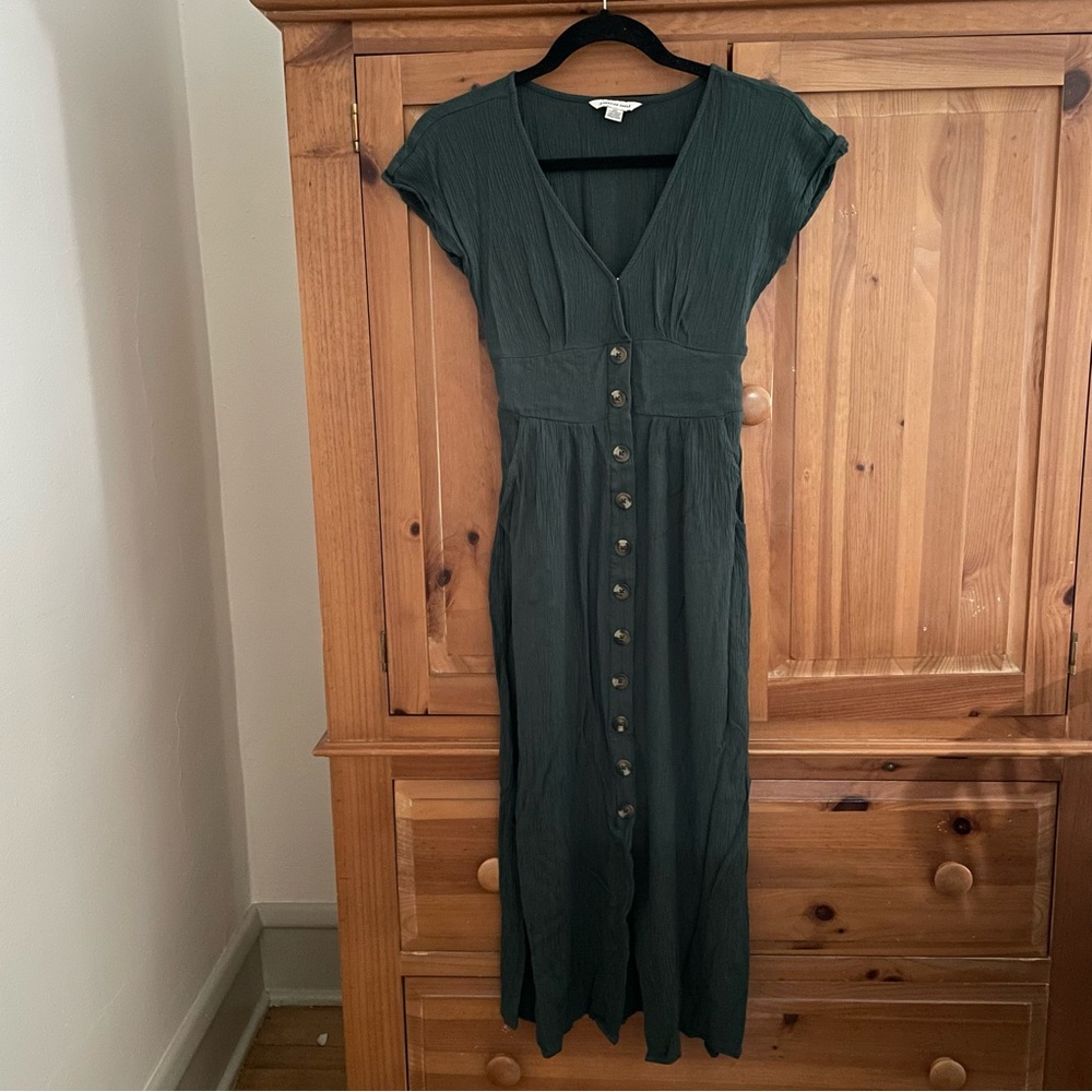 American Eagle Outfitters Dark Green Crepe Midi Dress